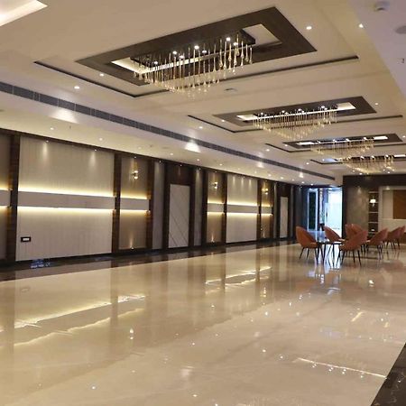 Golden Stone Resorts Alīgarh Eksteriør bilde